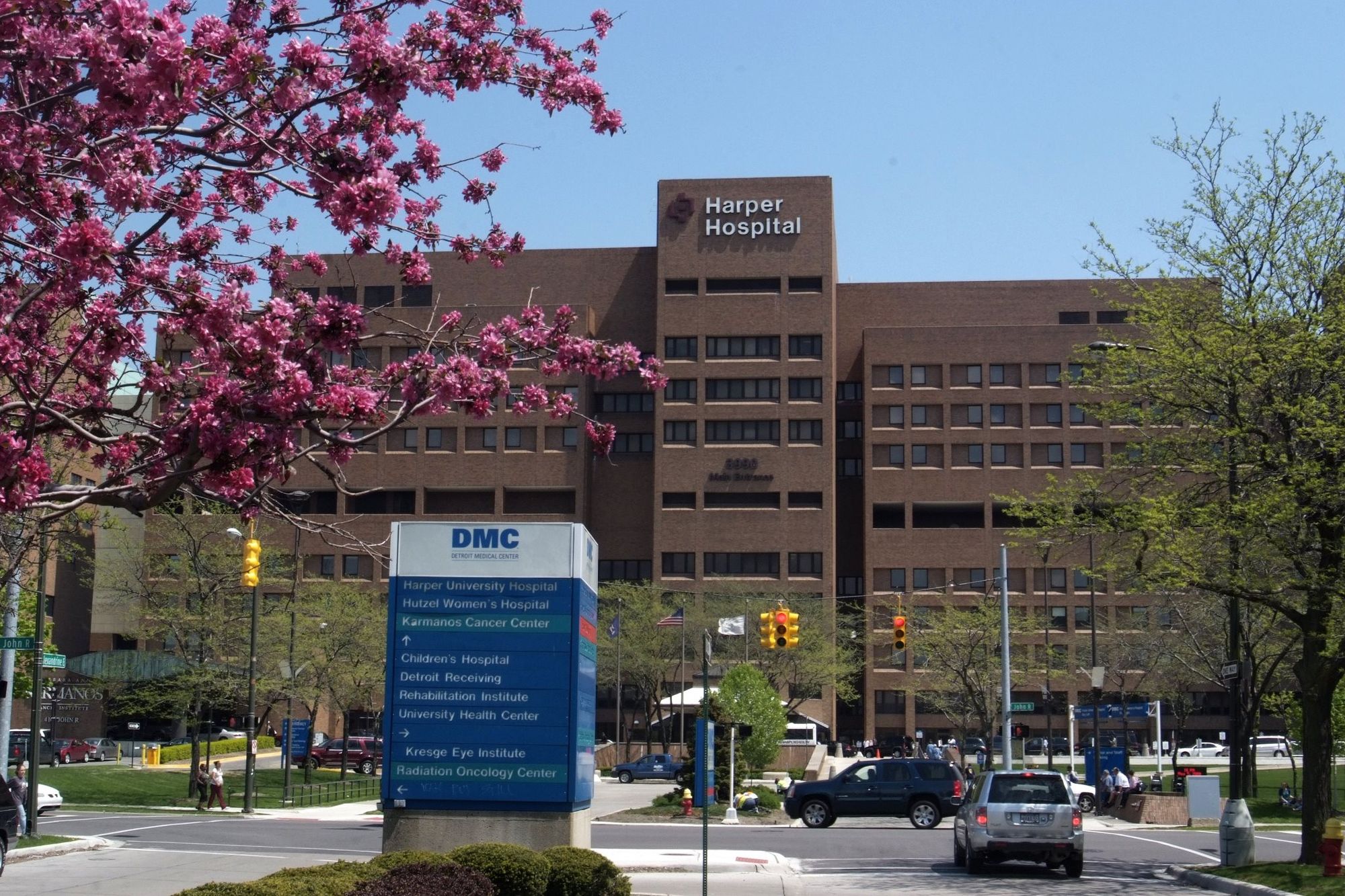 Receptionist at DMC Harper University Hospital, Detroit