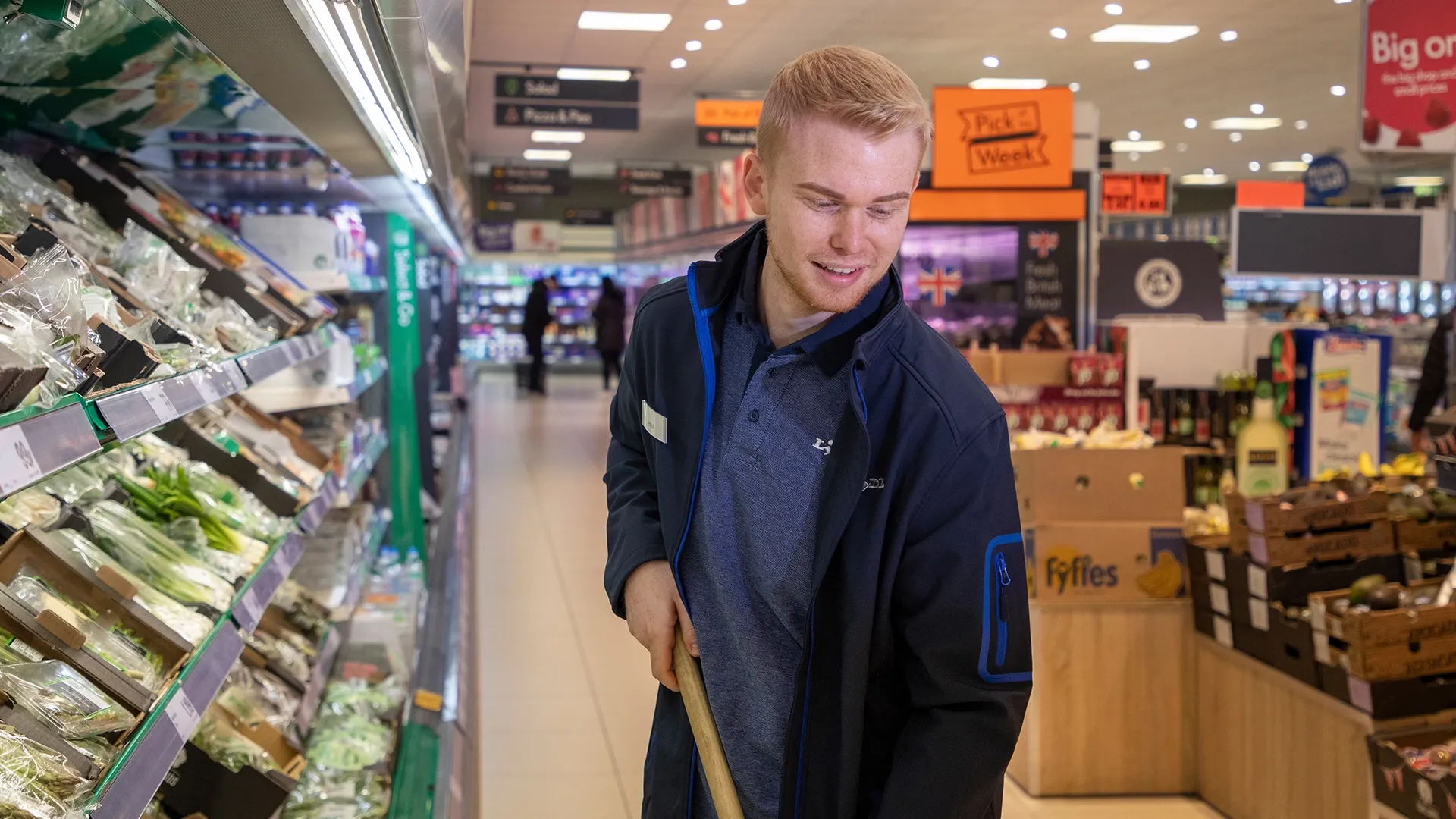 Cleaner at Lidl, Manchester (p/t)